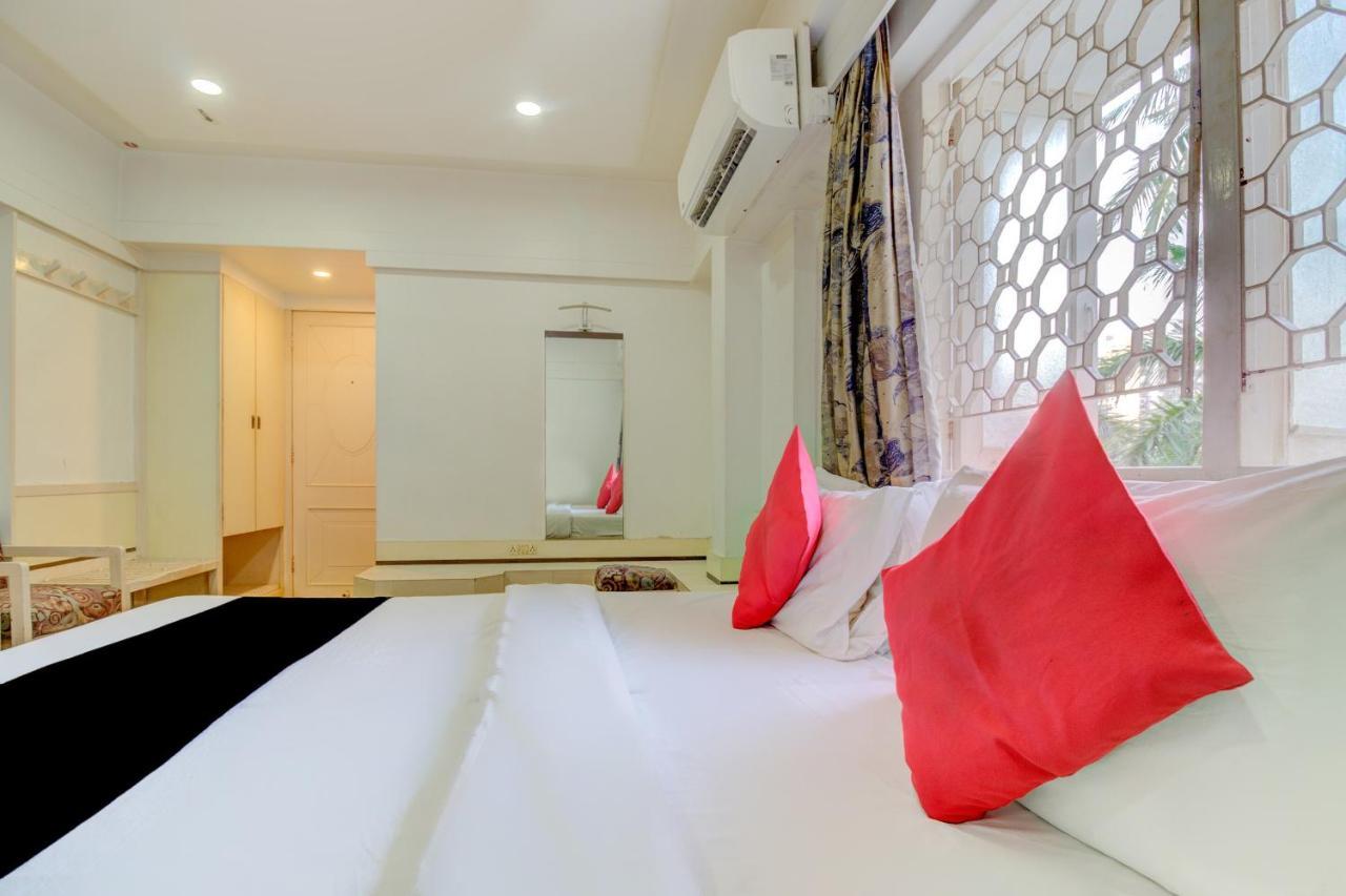 Capital O 76484 Hotel Balwas International Βομβάη Εξωτερικό φωτογραφία