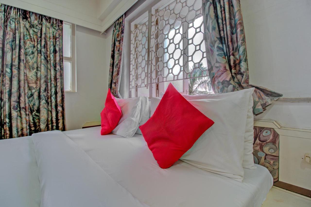 Capital O 76484 Hotel Balwas International Βομβάη Εξωτερικό φωτογραφία